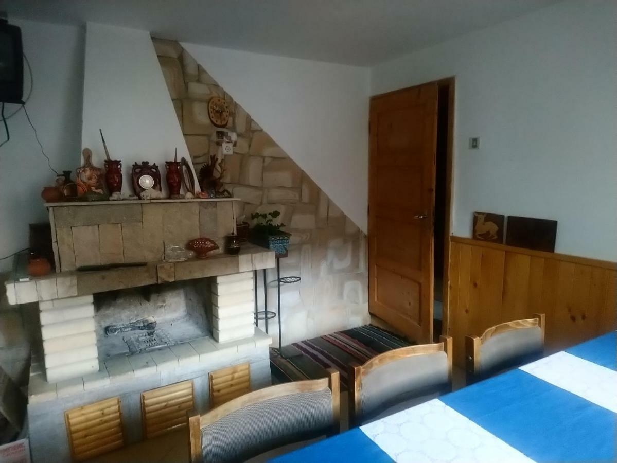 Guest House Emmy Trigrad Buitenkant foto