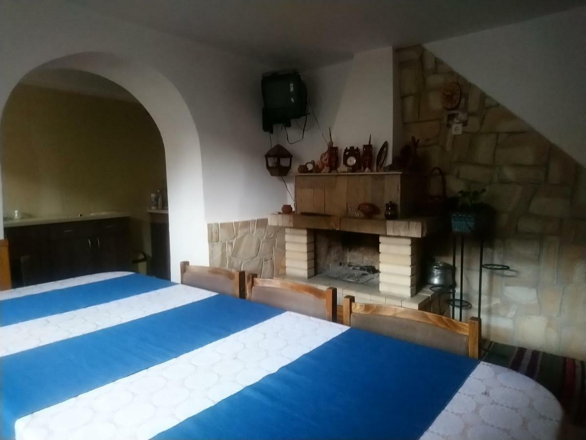 Guest House Emmy Trigrad Buitenkant foto